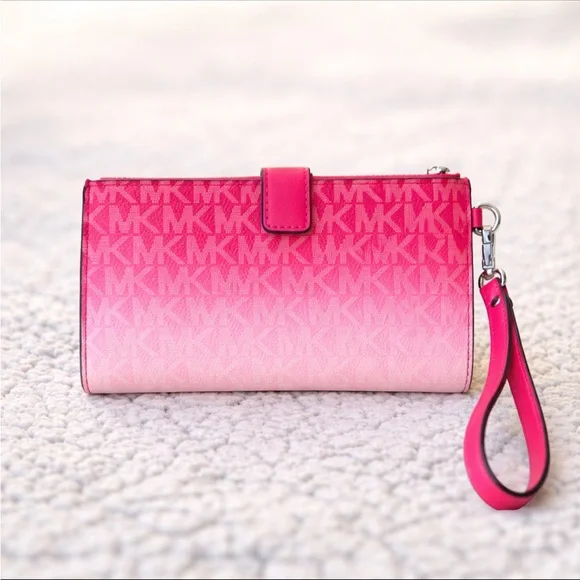 NWOT Michael Kors Ombre Pink Zip Wristlet Clutch Wallet Dragonfruit Pink - Picture 1 of 6